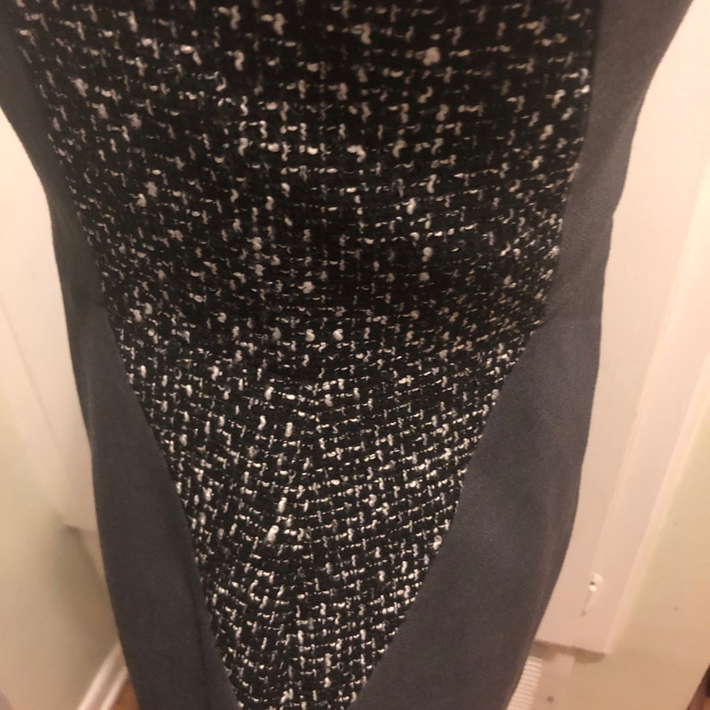 Banana Republic Sheath Dress - Picture 4 of 8